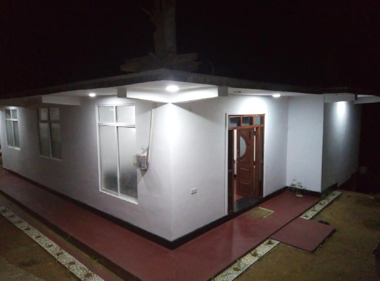 Hotel Yelona Kegalle Esterno foto